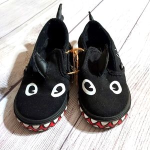 Toddler size 9 Vans Shark Week shoes